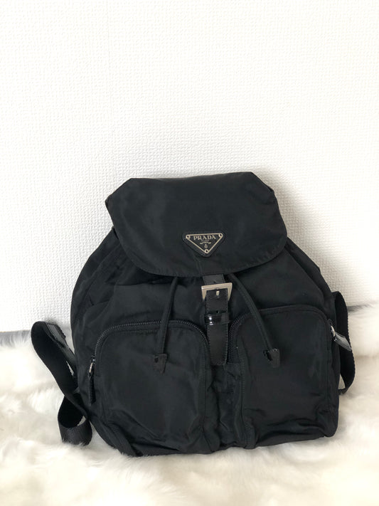 PRADA Triangle Logo Nylon Backpack Black Vintage f4v6fg