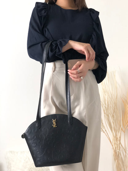 Yves Saint Laurent YSL Logo Arabesque Pattern Leather Shoulder bag Black Vintage xfnsx5
