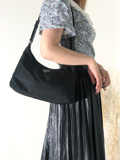 PRADA Triangle Logo Nylon Shoulder bag Hobobag Black Vintage bbyjfb