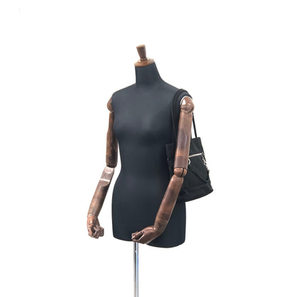 PRADA Triangle Logo Nylon Totebag Black Vintage k7hrm6