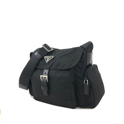 PRADA Triangle Logo Logo Motif Nylon Shoulder bag Black Vintage b8ck4u