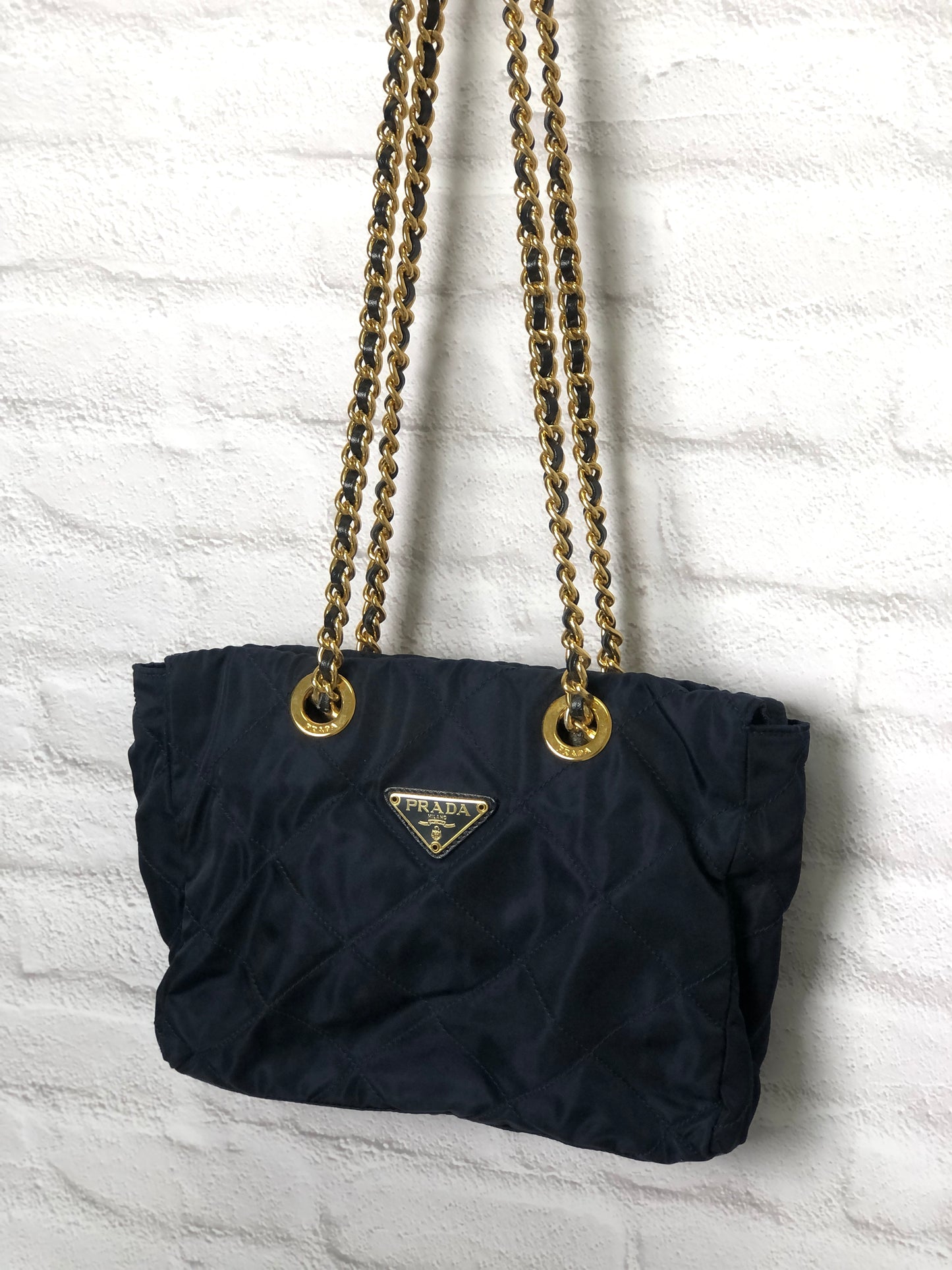 PRADA Triangle Logo Quilted Nylon Chain Shoulder bag Navy Vintage nx4t3z