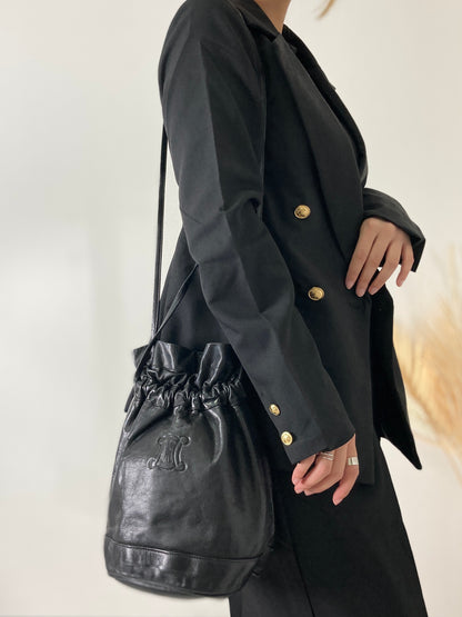 CELINE Blason 標誌圖案壓花皮革抽繩單肩包黑色復古 s2mnrf 