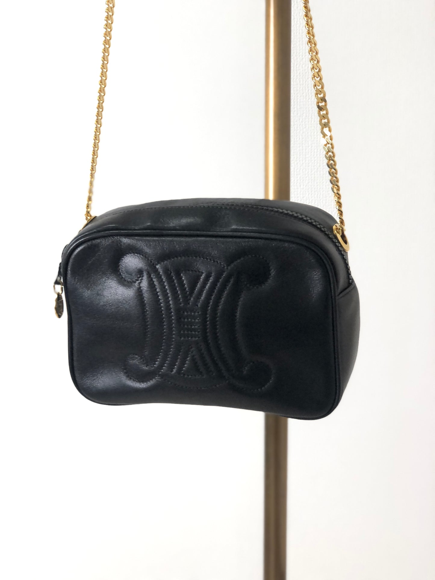 CELINE Triomphe Leather Chain Shoulder bag Black Vintage jigb5w