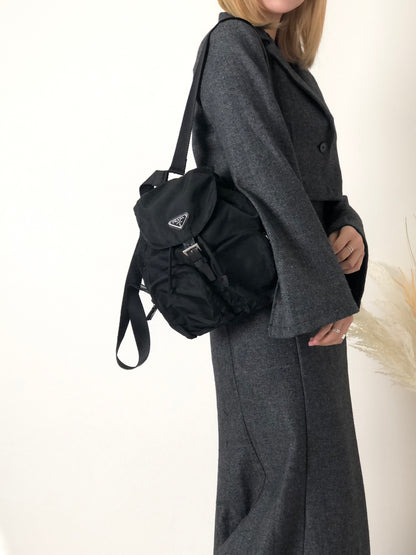 PRADA Triangle Logo Nylon Backpack Black Vintage f4v6fg