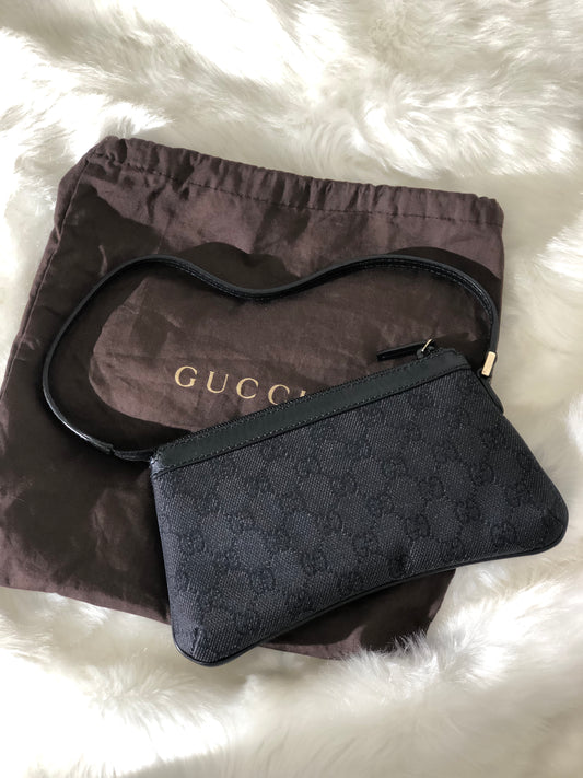 GUCCI GG Pochette Shoulder bag Black – AMORE Vintage Tokyo