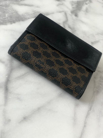 CELINE Macadam  PVC Leather Folded Wallet Black Vintage j5fp87