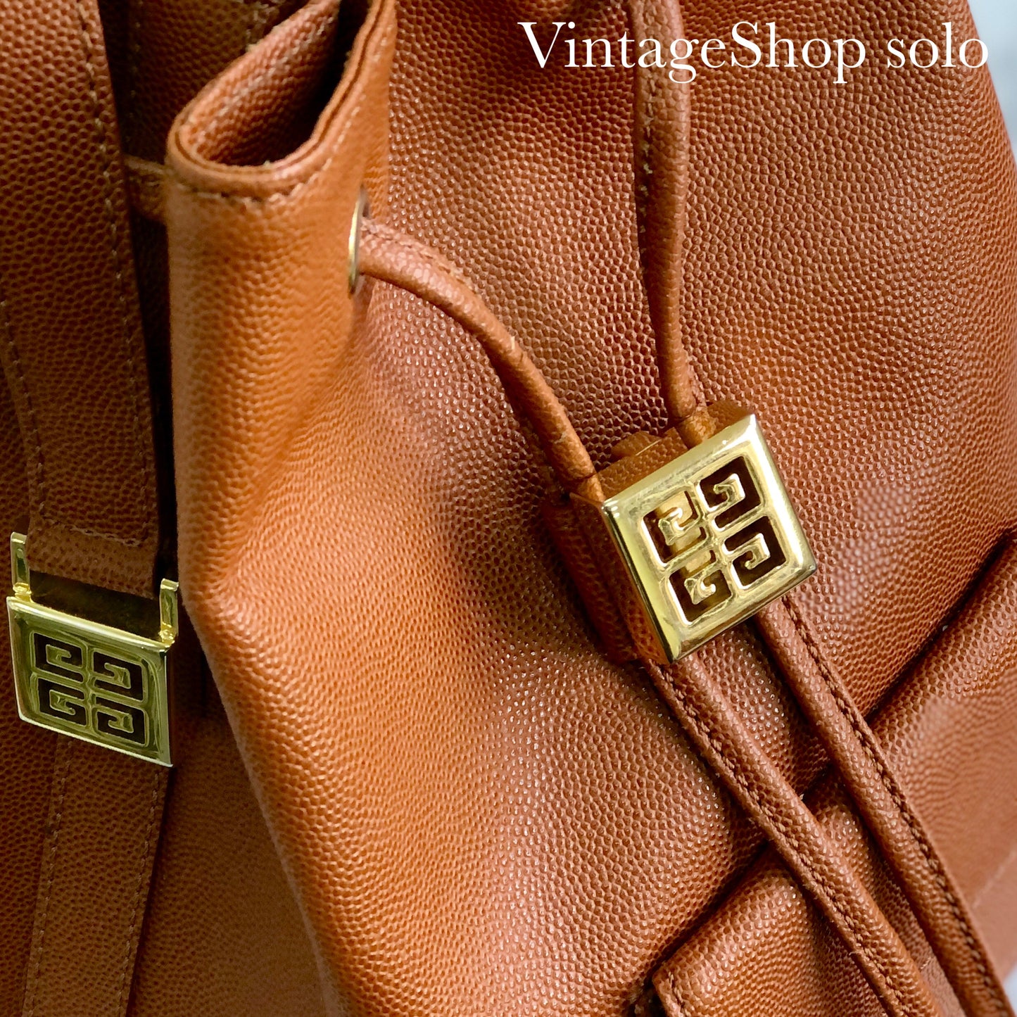 GIVENCHY logo motif front pocket drawstring crossbody leather shoulder bag brown vintage old x3v2dc