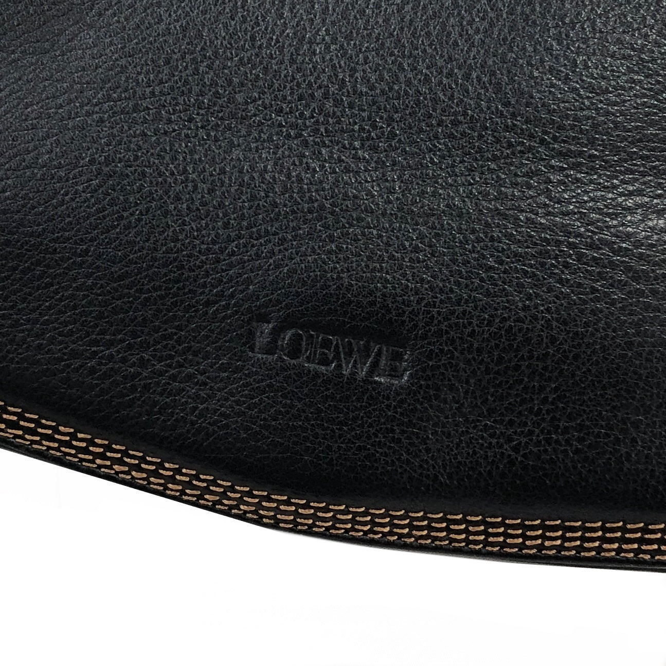 LOEWE Logo Ostrich Leather Shoulder bag Black Vintage hgaig4