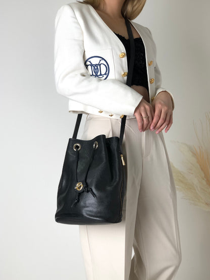 CELINE 扣環皮革抽繩單肩包 黑色復古 gzwn5b