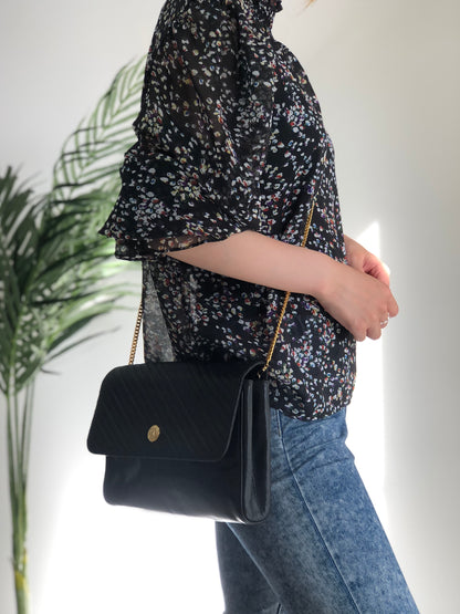 CELINE Triomphe 斜紋鏈條皮革斜背包 黑色 復古 27fj2y 