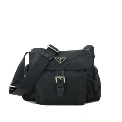 PRADA Triangle Logo Logo Motif Nylon Shoulder bag Black Vintage b8ck4u