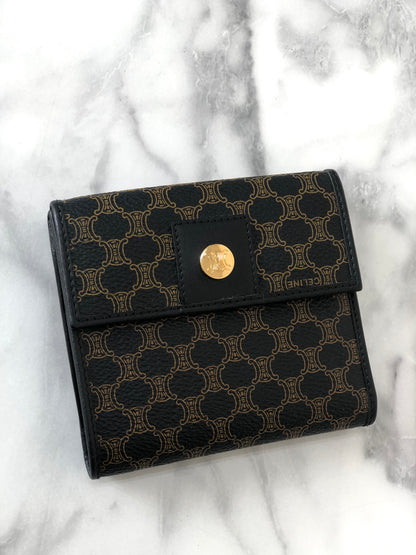 CELINE Macadam Leather Trifold Wallet Black Vintage 8jsi32