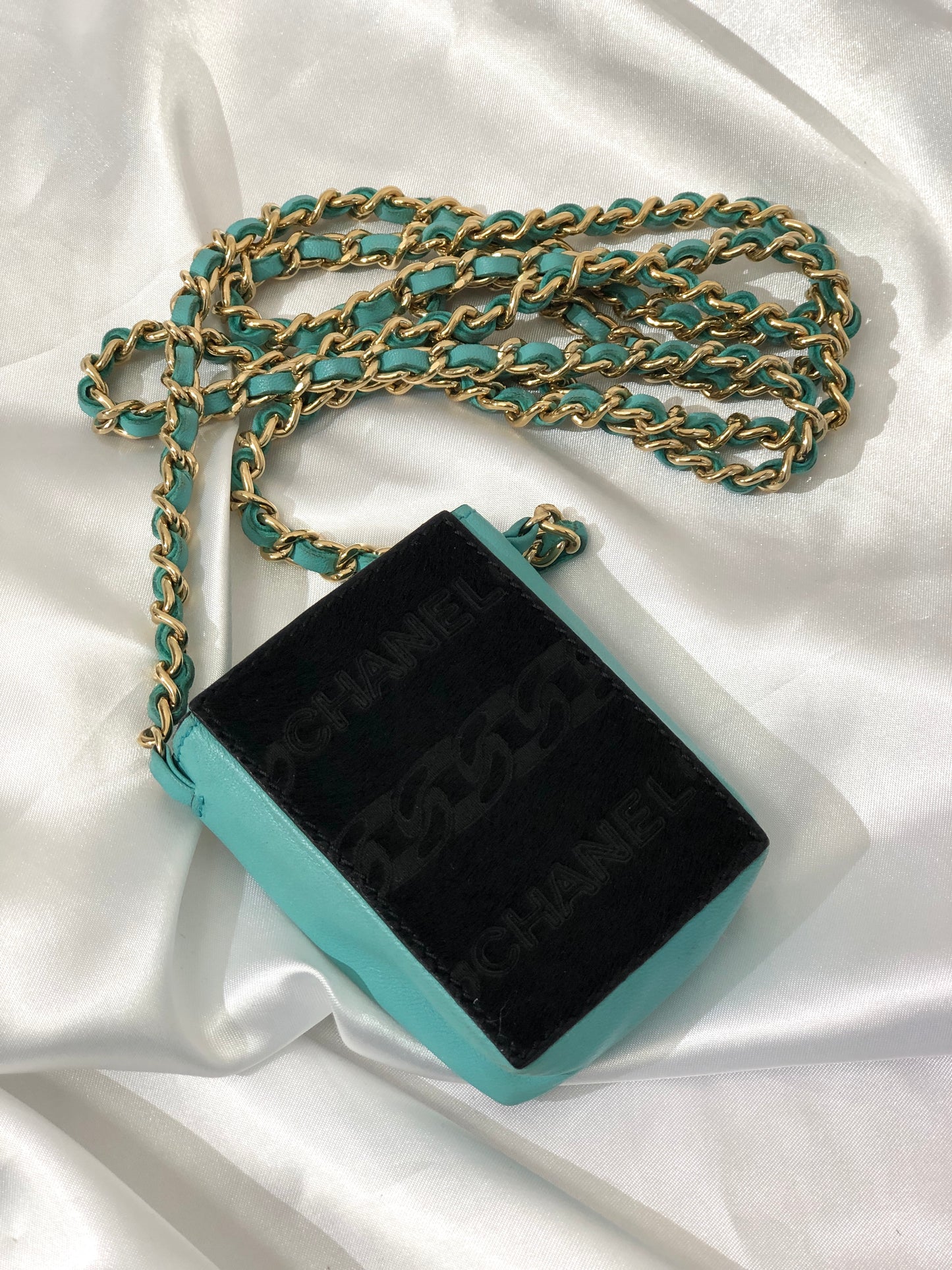 CHANEL Unborn Calf Leather Chain Crossbody Shoulder bag Micro bag Turquoise Vintage 4xxvtp
