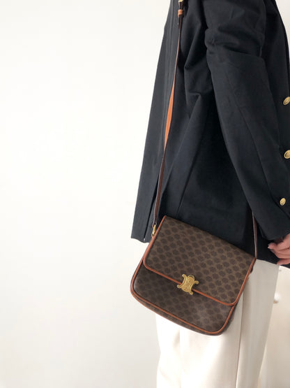 CELINE Macadam Triomphe Shoulder bag Brown Vintage 8c7giv