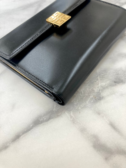 GIVENCHY Logo Leather Metal Clasp Folded Wallet Black Vintage szipvu
