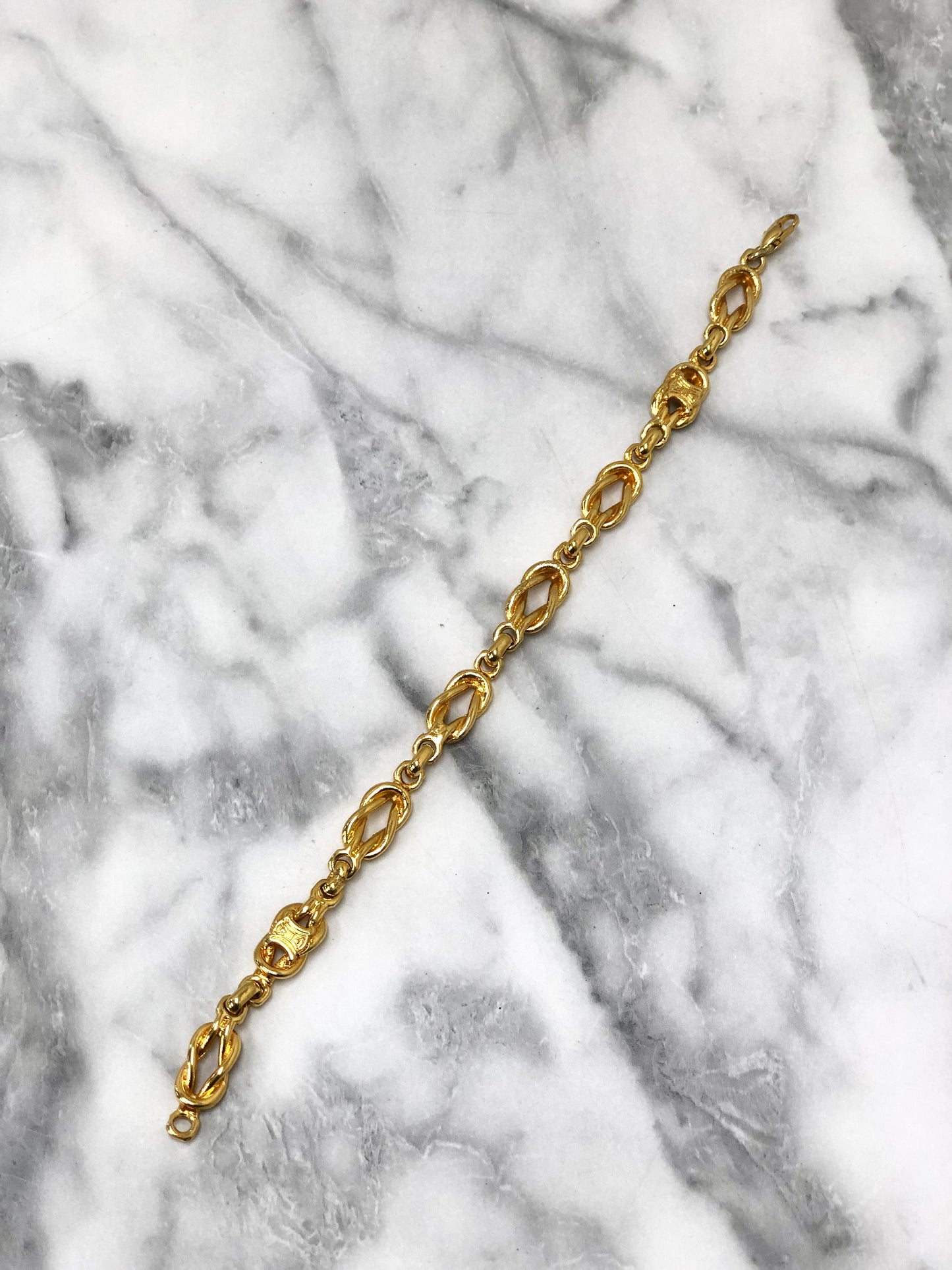 CELINE Triomphe Blason Logo Motif Bracelet Gold Vintage ka2wpr