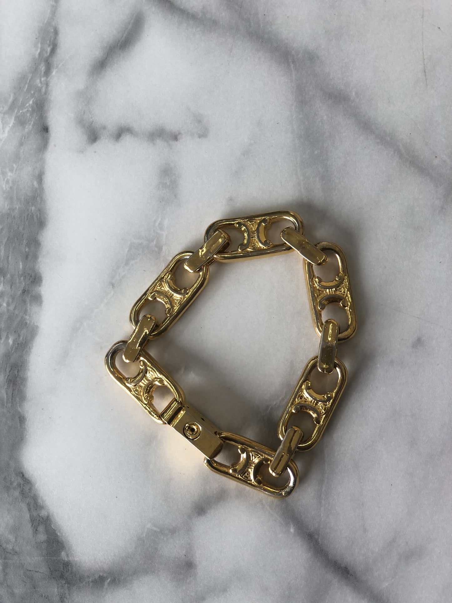 CELINE Triomphe Bracelet Gold Vintage bgrfih