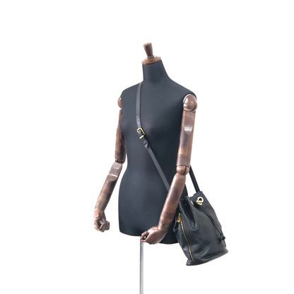 CELINE 扣環皮革抽繩單肩包 黑色復古 gzwn5b