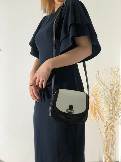 CELINE Logo Motif Leather Shoulder bag Black White Vintage ikpwf5