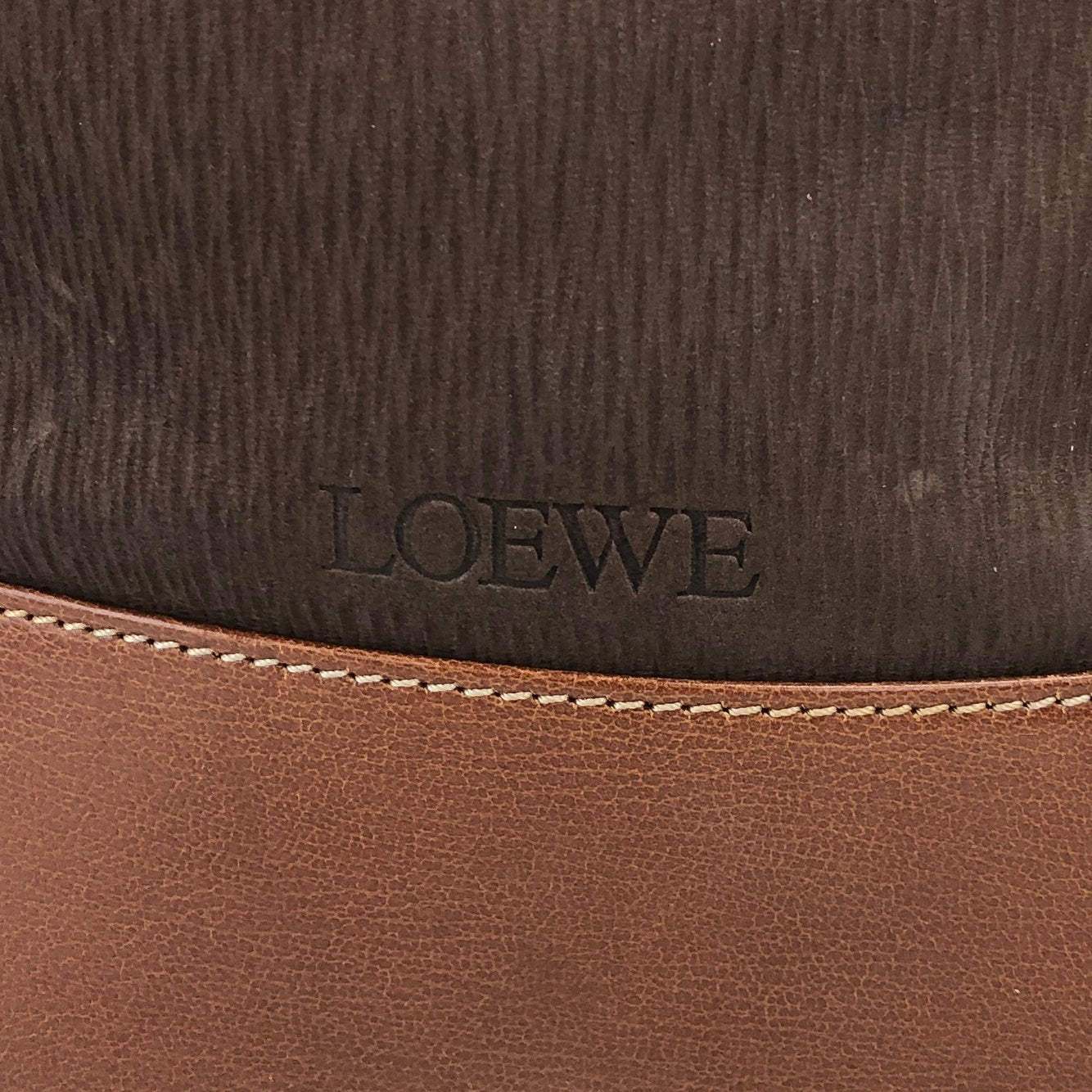 LOEWE Velazquez Leather Drawstring Shoulder bag Brown Vintage vjmyaz